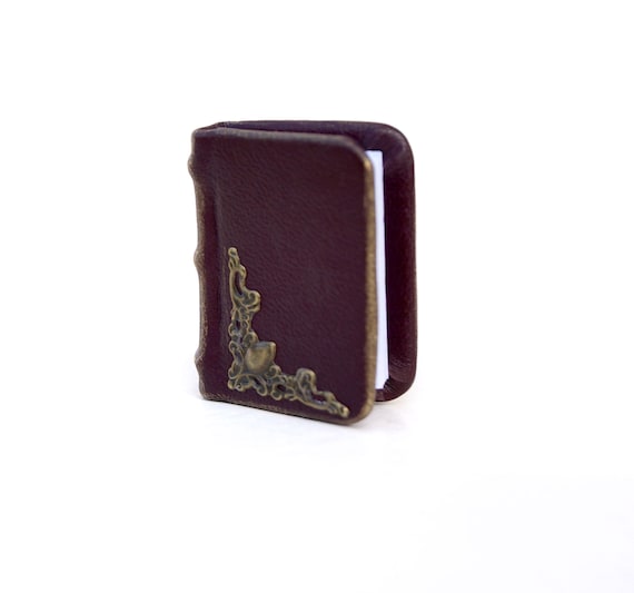 Carnet ancien en cuir véritable - Diffusion Rosicrucienne