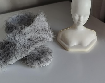 Vintage Mattel Barbie DREAM STORE Mannequin Bust Bald White 1982 And Fur Scarf