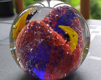 Hand-Blown Art Glass Swimming Yellow Fish Bubbles Coral design Paper Weight
