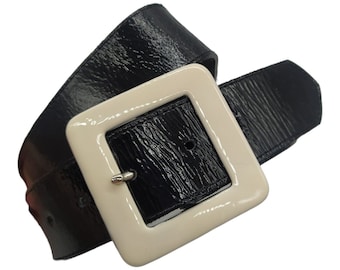cuir de vachette belt, black patent shine white enamel square buckle 32"