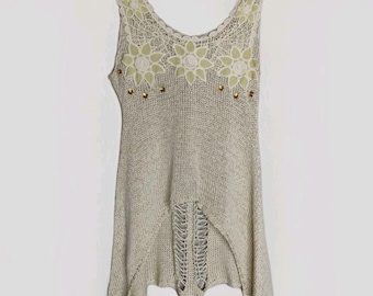 Vintage Y2K Woman’s Floral Artistry Crochet Tank Top Size S Serianno Long beige distressed
