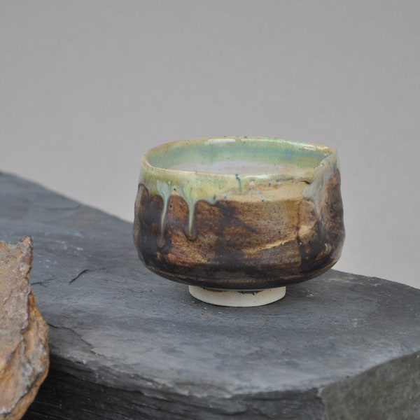 Stoneware wabi sabi chawan tea cup by Vilé, handmade one of a kind