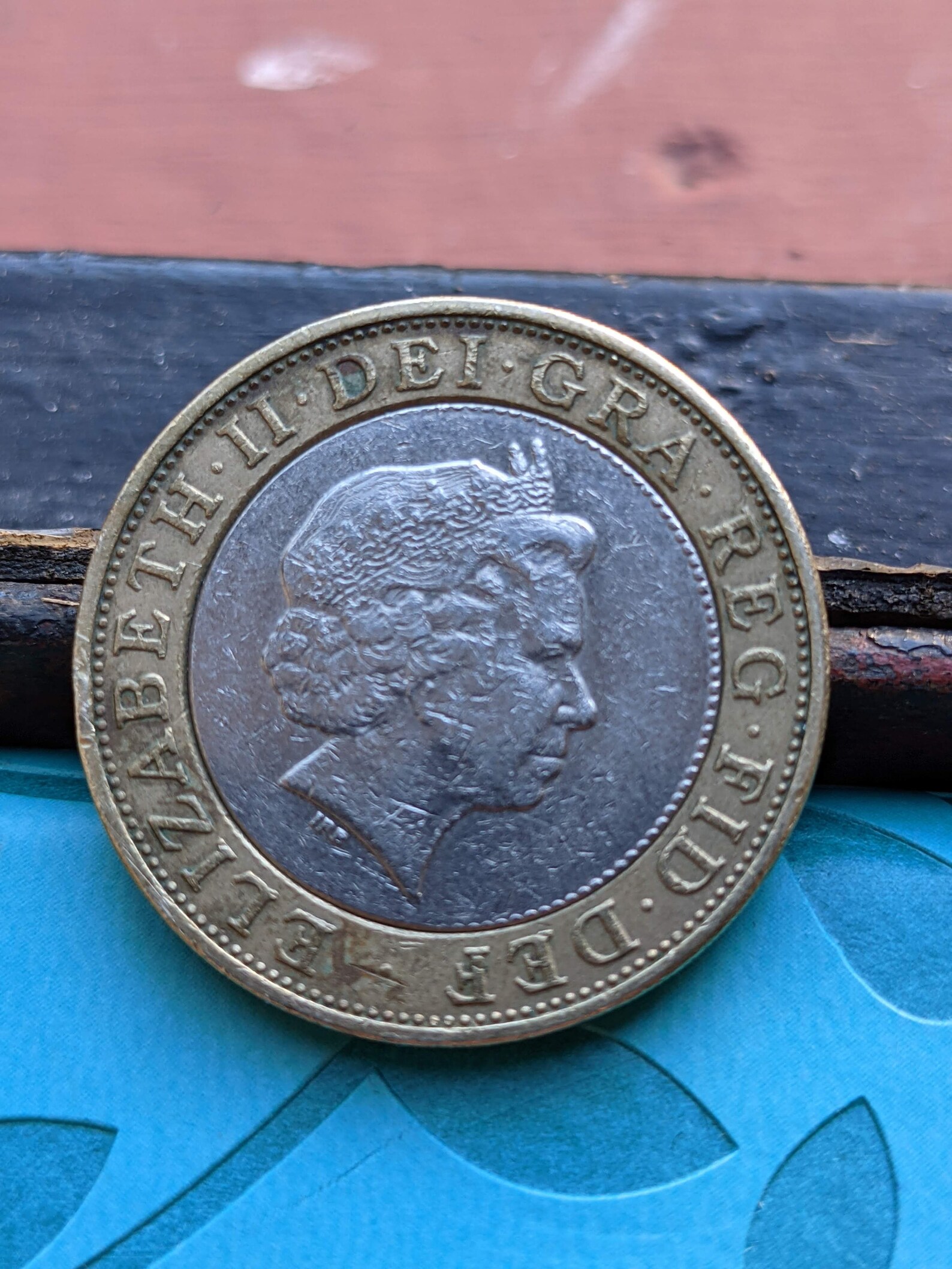 Two Pound Coin 1998 Shoulders Of Giants Etsy two-pound-coin-1998-shoulders-of-giants-etsy