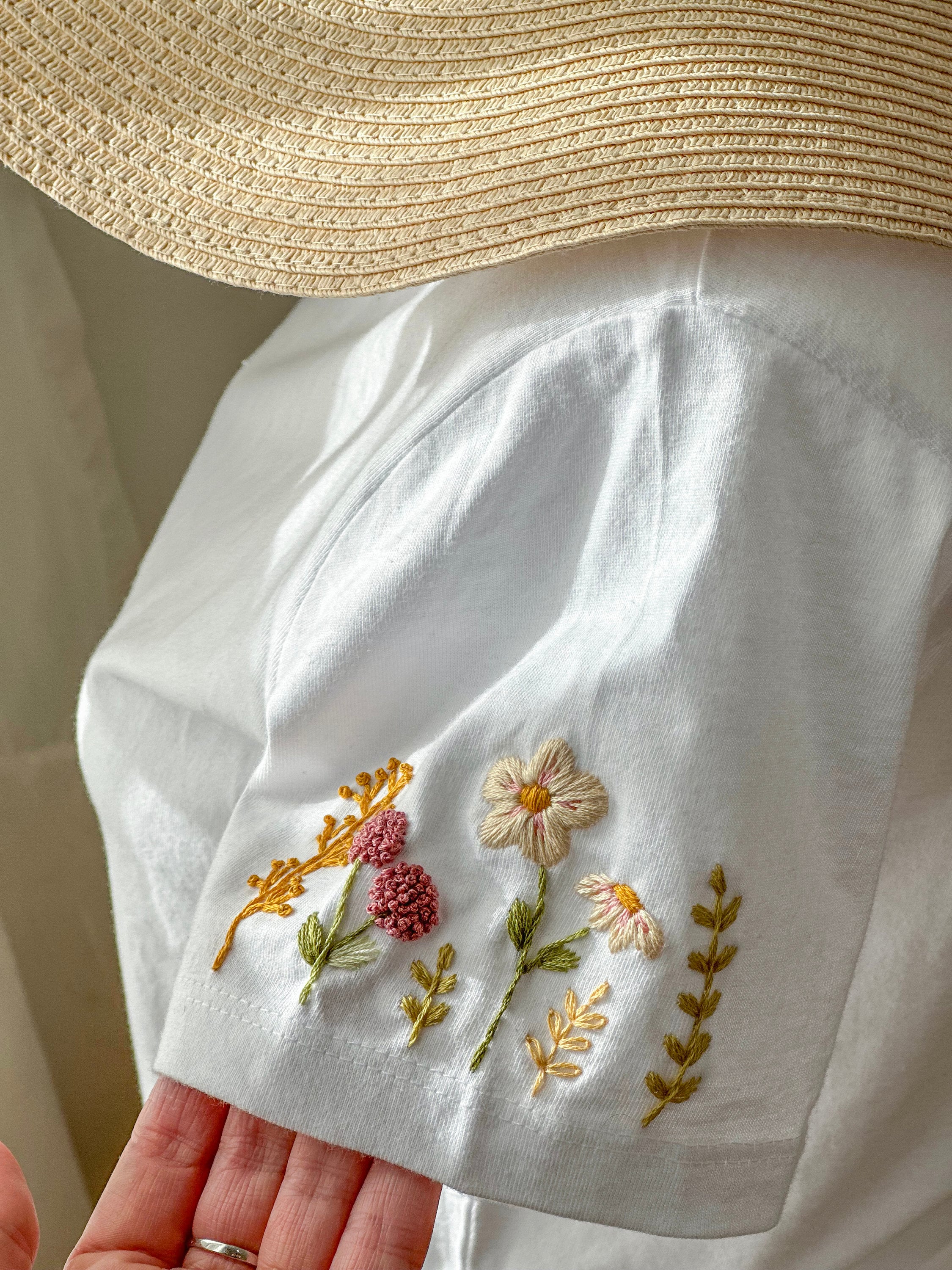 Personalized, Hand-embroidered 100% Cotton T-shirt. Floral Print