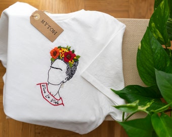 Frida Kahlo Shirt Hand-embroidered T-shirt/ Customized T-shirt
