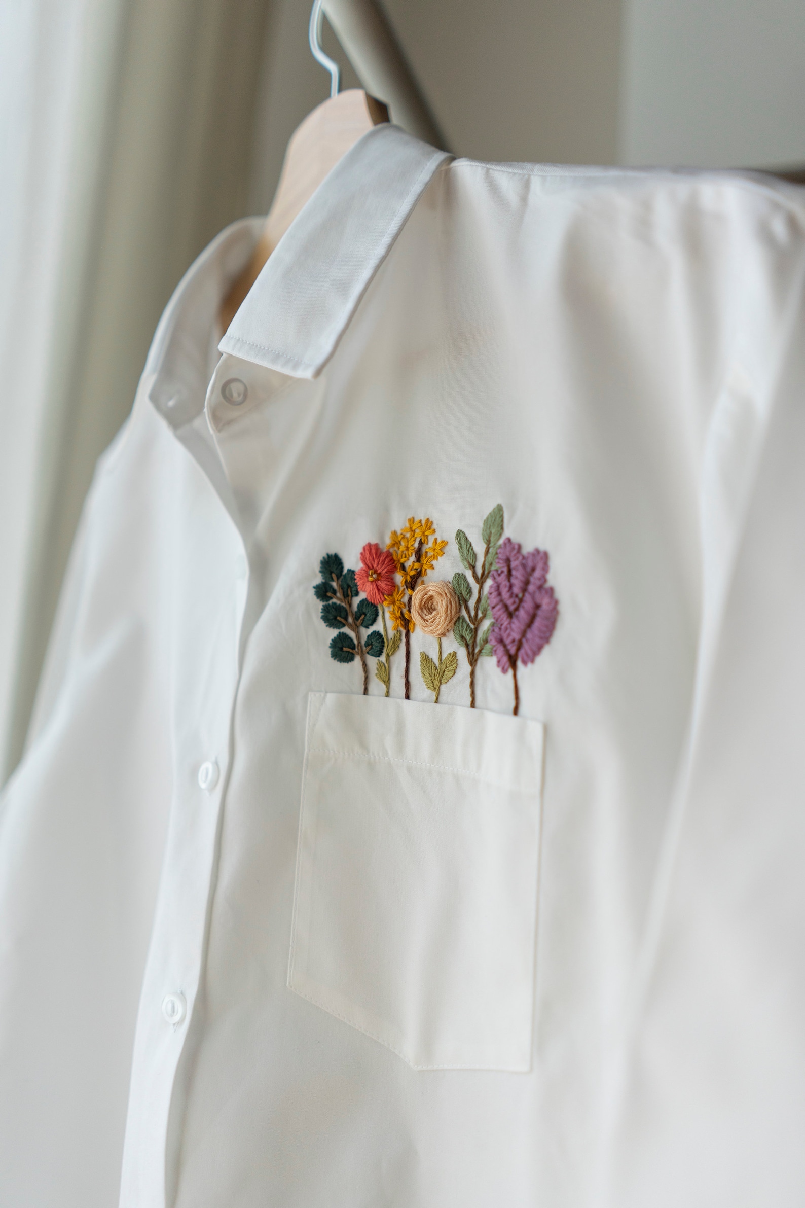 EMBROIDERIED SHIRT