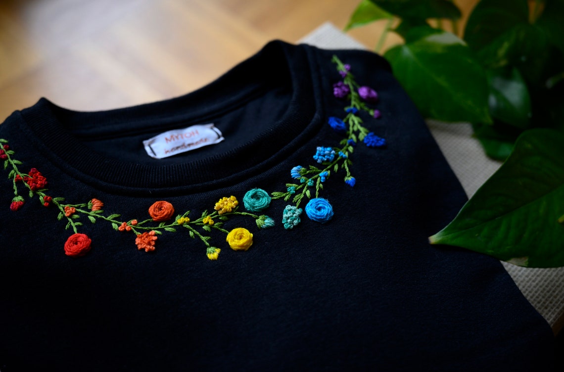 Handembroidered Sweatshirt/ Customized Sweatshirt / Hand Etsy