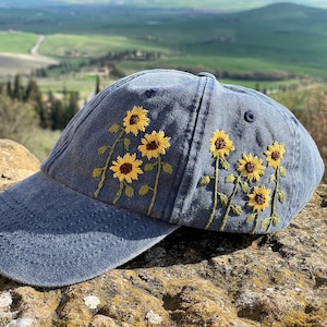 Custom Hand Embroidered Vintage Style Baseball Cap / Floral
