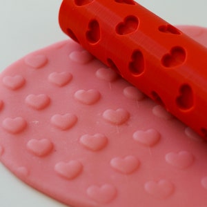 HEART playdough roll, 3D printed rolling pin with beautiful HEART pattern AND - you can use it as a stamp too