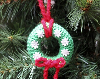 Knit Wreath Ornament