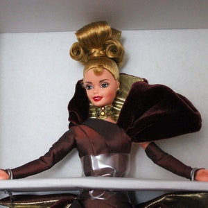 Vintage Portrait in Taffeta Barbie Doll NRFB