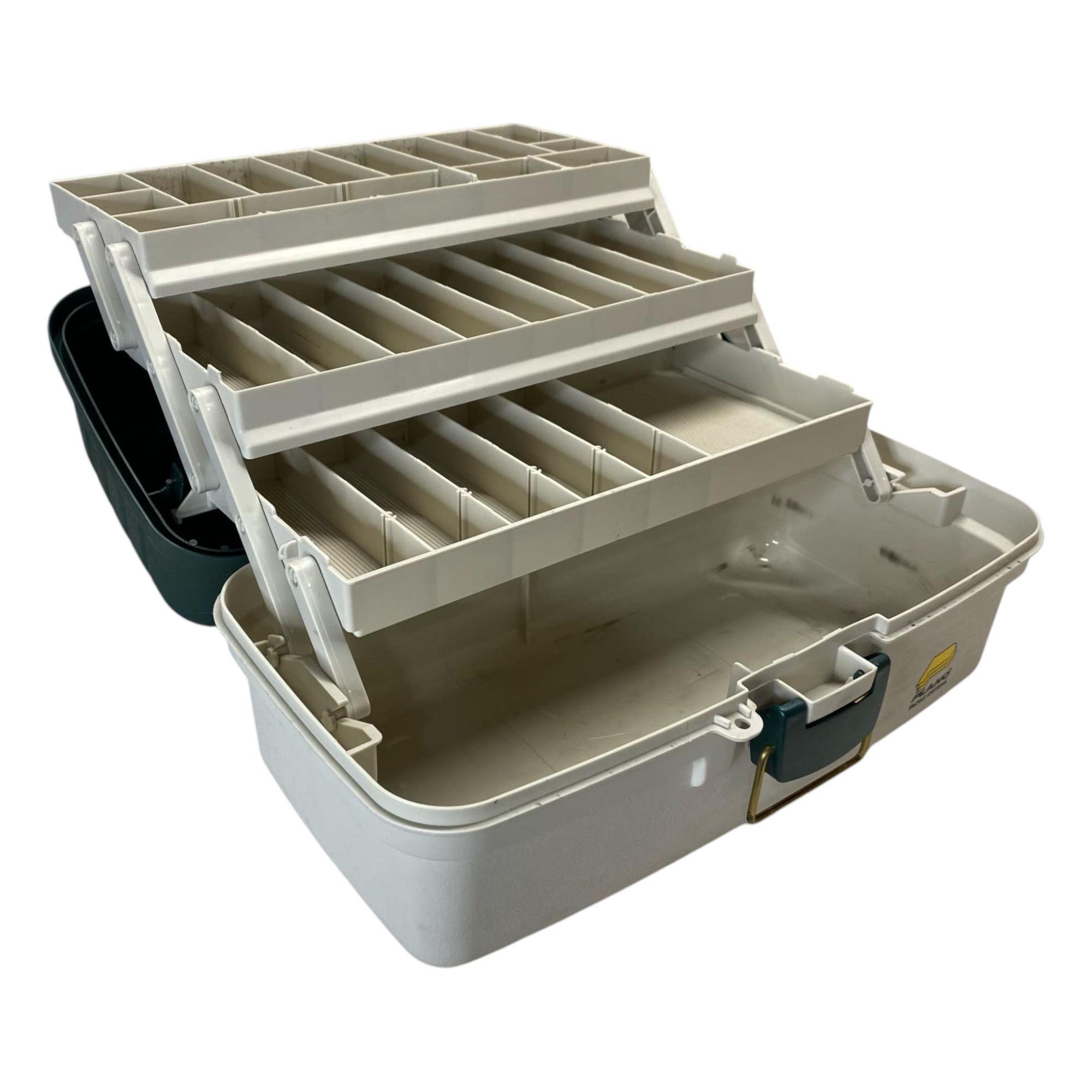 Boîte à Pêche Vintage Plano 6303 - 3 Niveaux Pliants - Fabriquée Aux États-Unis - Occasion Bon état