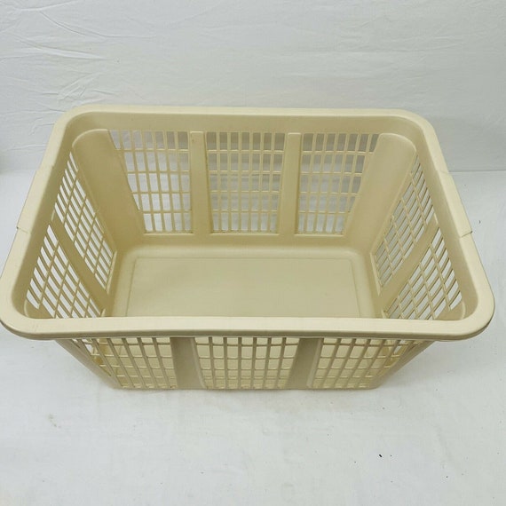 VTG Rubbermaid Laundry Basket Beige Rectangular Retro Hamper 22L