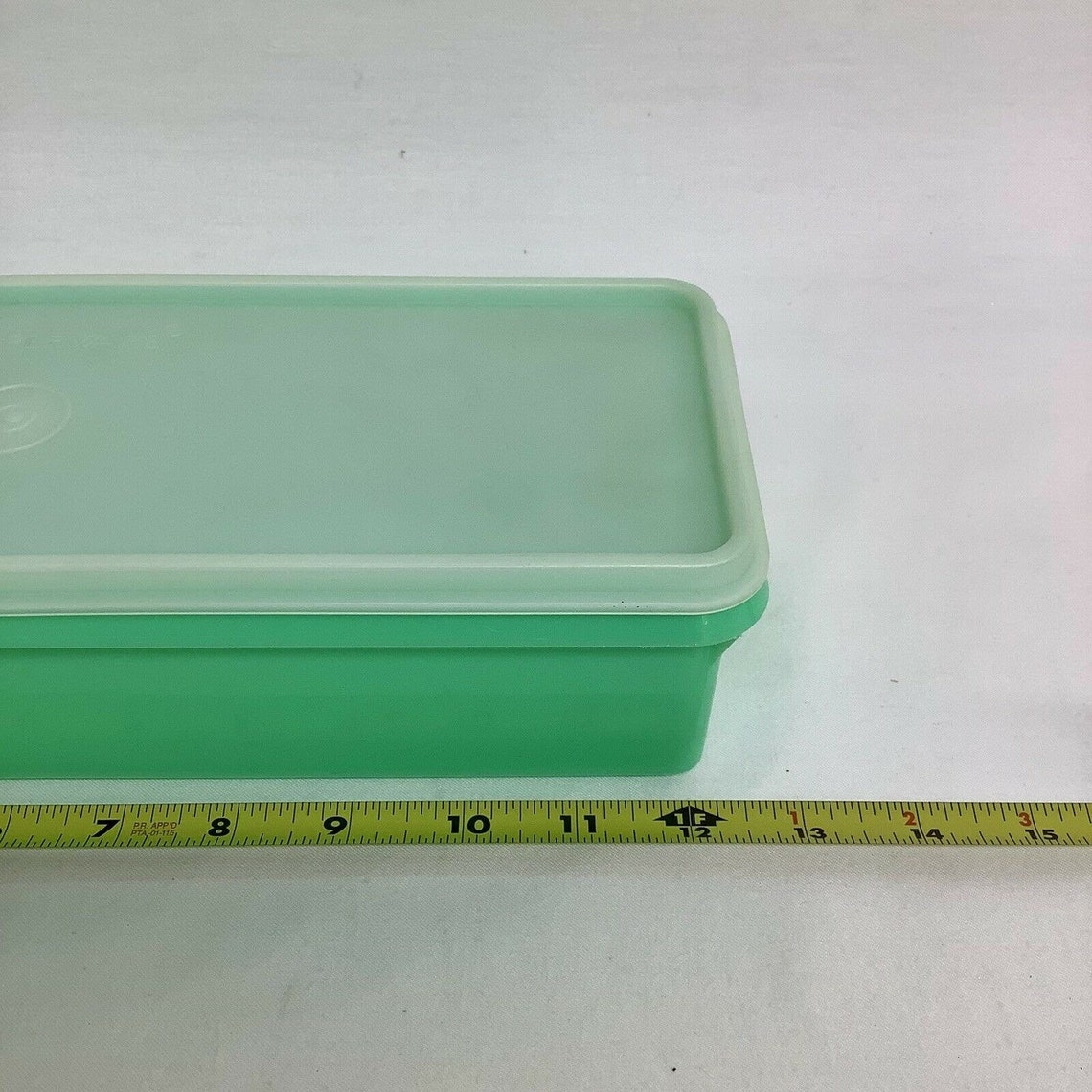 Tupperware Rectangle Jadite 2 Piece Celery Vegetable Keeper Etsy