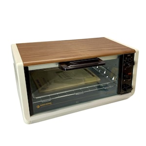 Black & Decker Toast-R-Oven T3000 Vintage Countertop Toaster Oven • Retro Kitchen Appliance • Brown Woodgrain Look • Fully Functional