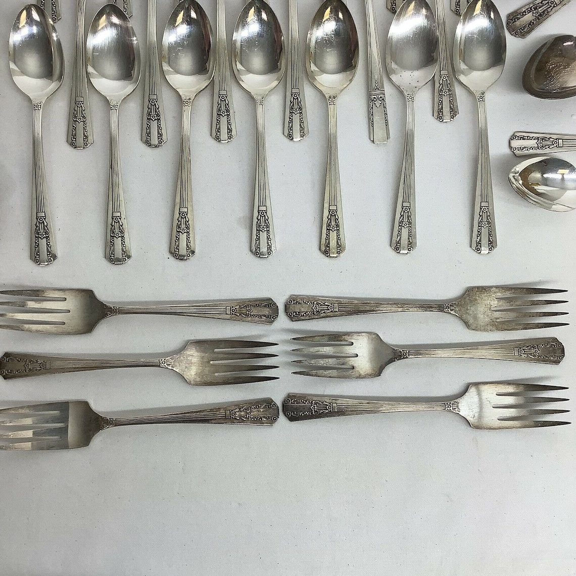 VTG WM A Rogers ONEIDA Flatware 38 Pc Floral Silverware Etsy