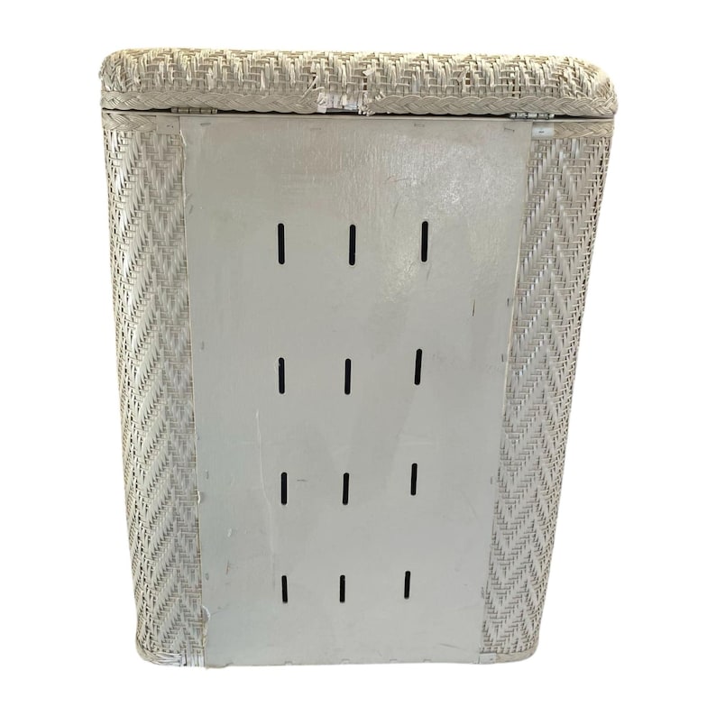 Wicker Large Hamper Laundry Clothes Basket Hinged Lid White Shabby Vintage MCM