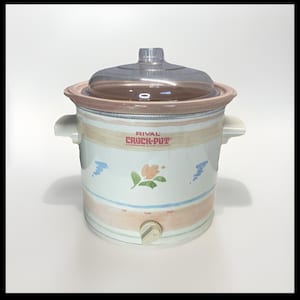 Rival Crock Pot Stoneware Slow Cooker 3.5 qt with Lid Floral Pastel Vintage 3100