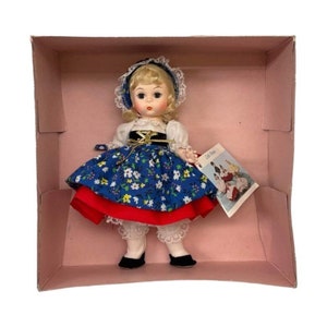 NEW Madame Alexander Vintage 1980s Gretel Storyland Girl Doll Collection #454