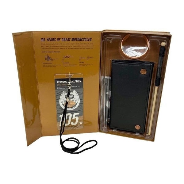 Harley Davidson 105th Anniversary Gift Box Set Flag Wallet Key Chain Wrist Band