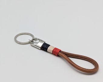 Maritime key ring with leather loop