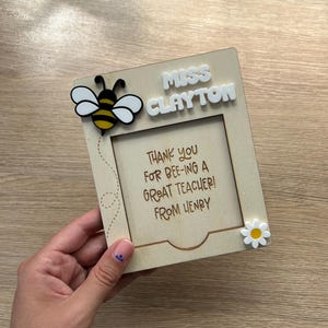 Cadeau personnalisé pour l'école pour enseignant, porte-cartes de remerciement pour enseignant, cadeau d'un assistant enseignant. Cadeaux de fin d'année