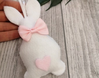 Coniglietto pasquale in feltro, decorazione primaverile fatta a mano