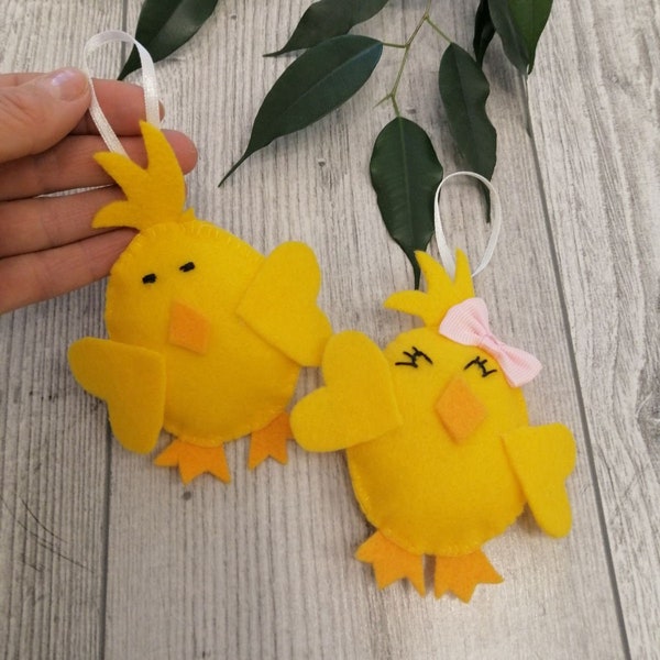 EASTER ORNAMENTS Chick Couple Easter Chick Easter Decor Spring Decor Felt Easter ornament Felt Yellow chick ornament Easter party felt decor