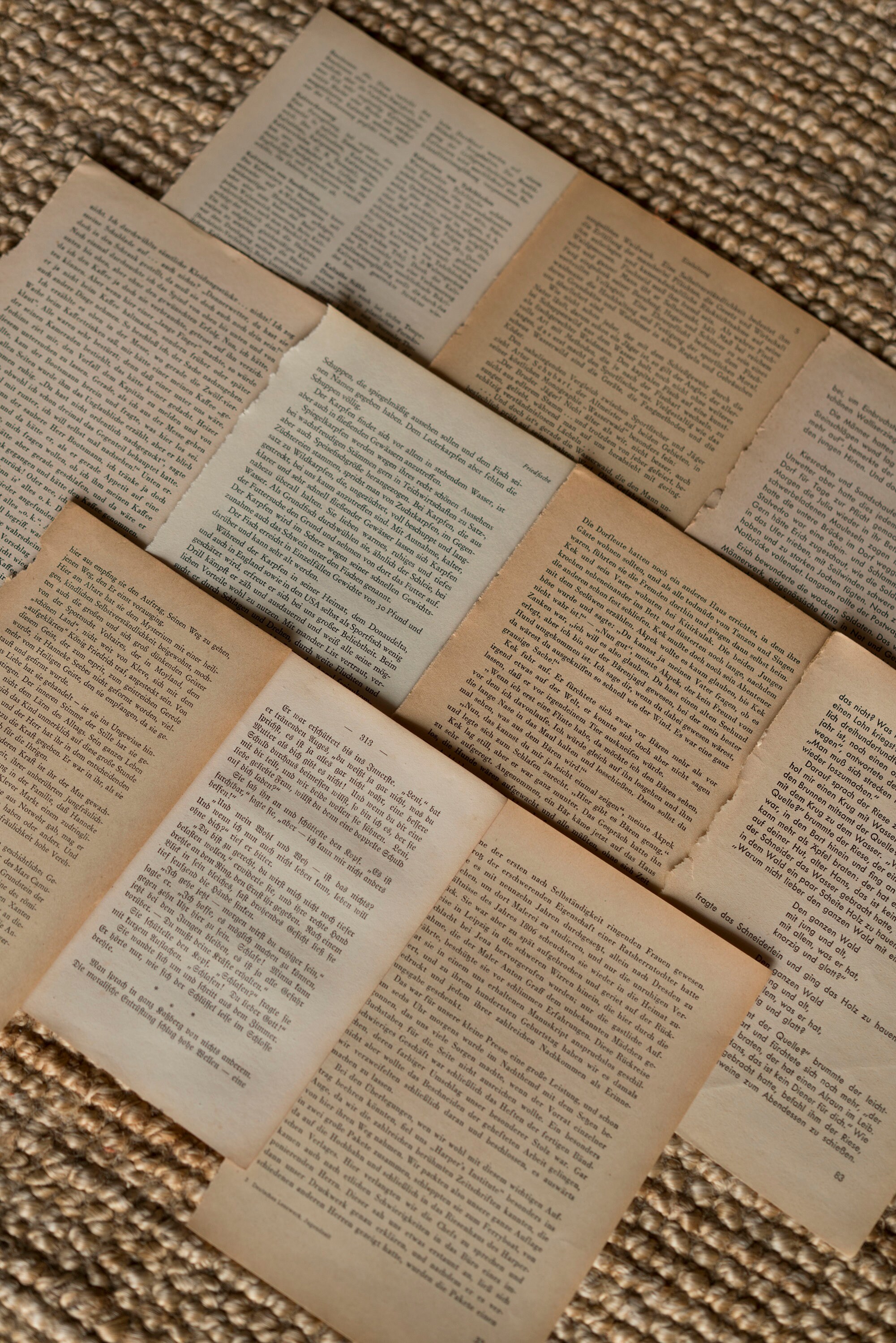 Wie Viele Wörter Hat Eine Buchseite Set von 10 verschiedenen Buchseiten Vintage und auf Deutsch | Etsy