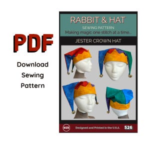 Op de afbeelding: Een PDF-naaipatroon voor een narrenmuts getiteld Rabbit & Hat. Het document bevat vier afbeeldingen van een meerkleurige muts met punten en kleine belletjes, getoond op witte etalagepoppen. De tekst bevat Making magic one stitch at a time.