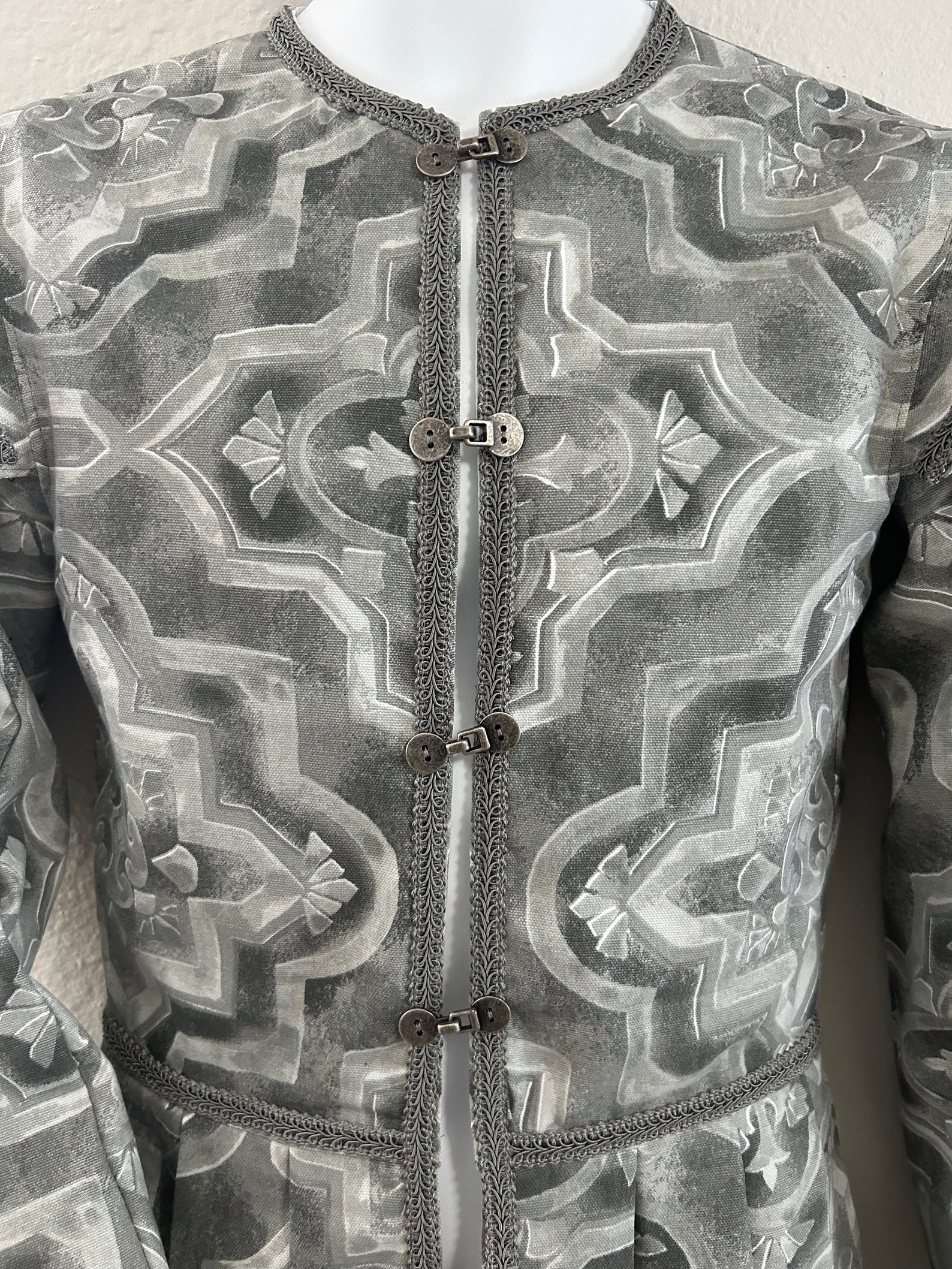 PDF 2X Mens Medieval Skirted Doublet Vest With Shoulder Accents ...