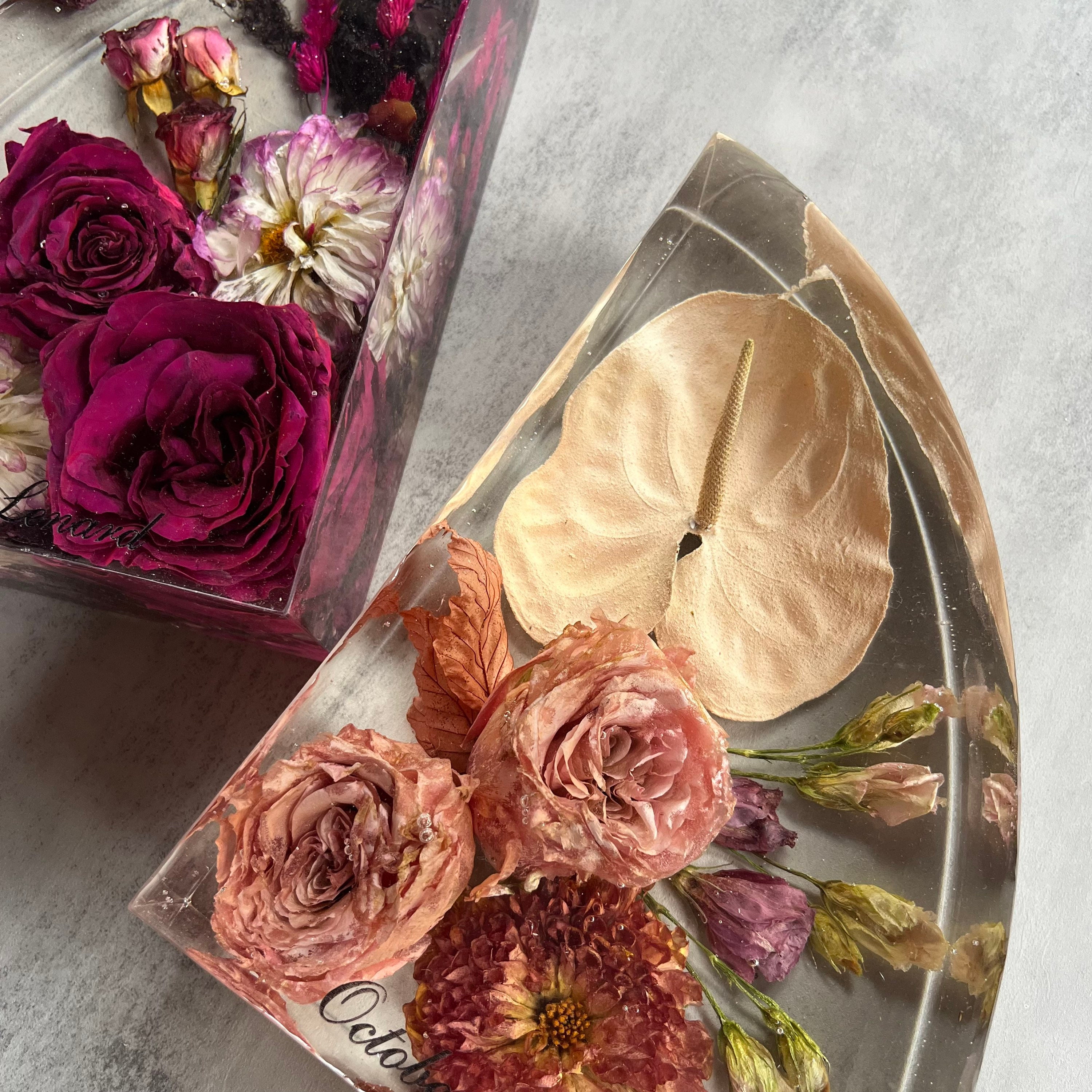 9” RESIN BOOKEND - Dried Resin Flower Bouquet Preservation