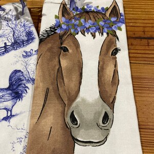 New, Kitchen ,Horse, Rooster, Sweet, Must Have, Gift, Mom, Dad, Sister, Brother, Great Gift, Birthday, Anniversary, Bridal, Dish Towel