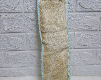 Bath loofah made with natural tissue ليفة طبيعية