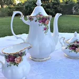 Royal Albert Old Country Roses Small or Large Creamer . Pieces sold individually.