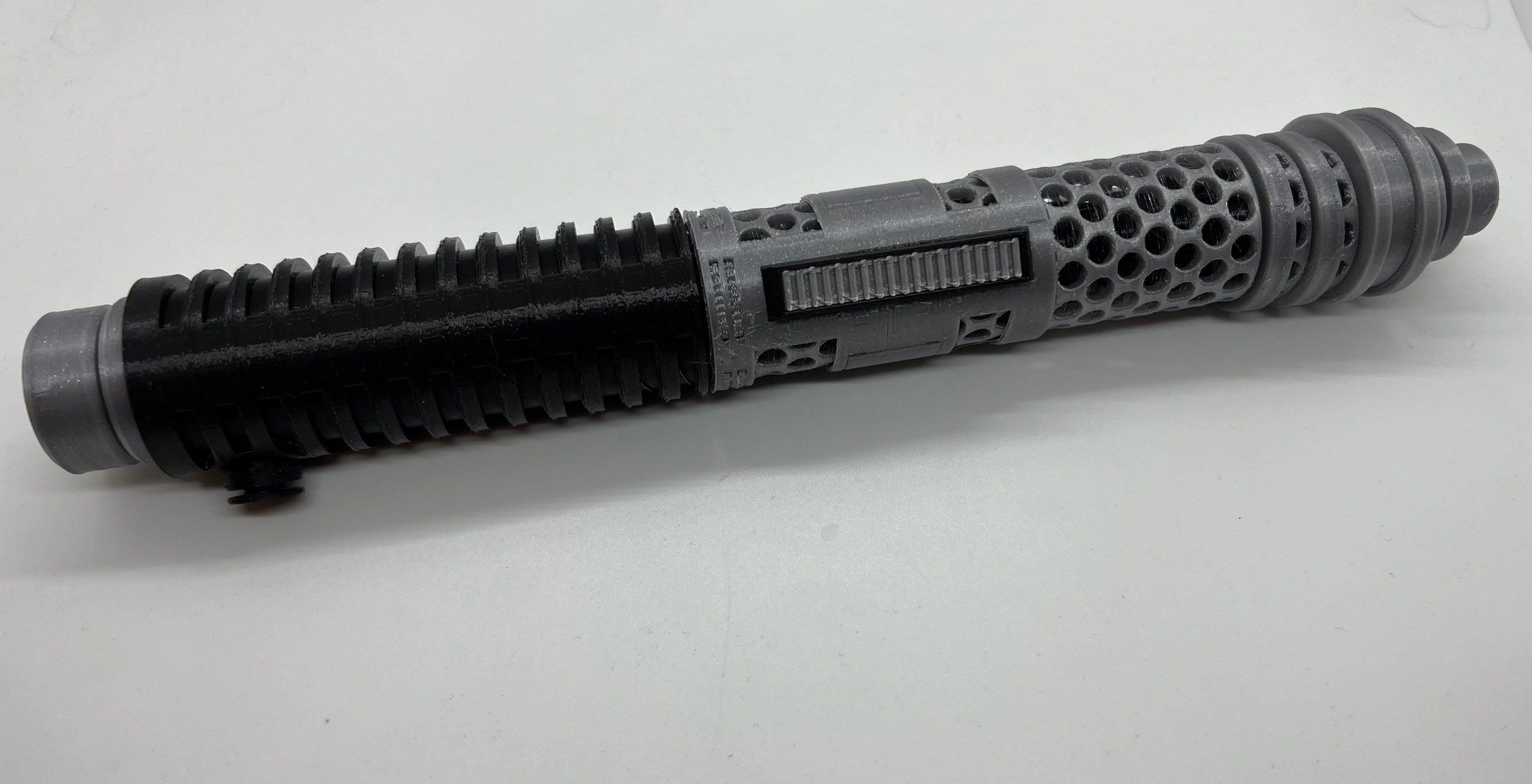 アサージ・ヴェントレスとモールのライトセーバー | ダーク