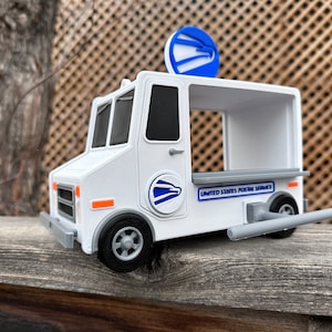 Comedero para pájaros / Camión de correo / Impreso en 3D