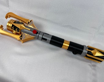 Sable de luz de Stellan Gios de la Alta República / No se requiere pintura / Impreso en 3D / Galaxy's Edge / Montaje de pantalla de sable de luz en el escritorio o la pared