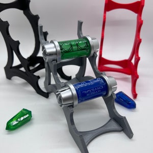 Kyber Crystal Display | 3D Printed | Galaxy&#39;s Edge | Savi&#39;s Workshop |  Custom | Fancave | Mancave | Legacy Lightsaber | Lightsaber Props