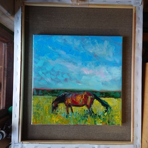 Original horse painting, palette knife oil painting, Horse grazing, Countryside painting image 10