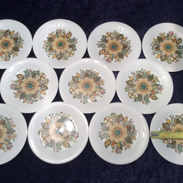 Fantastic Royal Doulton Forest Flower tea plates from the 1970s, Forest Flower side plates, retro 6.5” tea plates, Royal Doulton tea plates