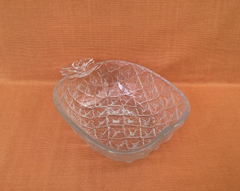 1970s/80s retro Italian glass pineapple dish, pineapple shaped fruit bowl, kitsch pineapple dish, retro pineapple