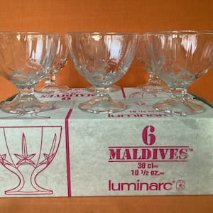 1970s Luminarc Maldives stemmed sundae dishes (set of 6 in original box or 4 unboxed), Luminarc glass dishes, retro glass ice cream dishes