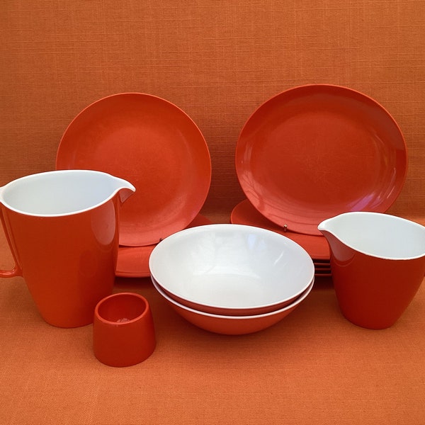 Retro 1970s orange Melaware spares (sold separately), Melaware England, retro orange melamine plates, cereal bowls, jugs, cups and saucers