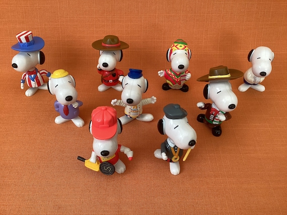 Mcdonald's 1999 Snoopy Figures: Round the World Collectible Toys