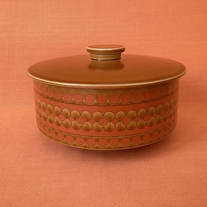 1970s Hornsea Saffron lidded vegetable dishes, excellent condition, Hornsea Saffron tureen with lid, retro Hornsea Pottery serving dish