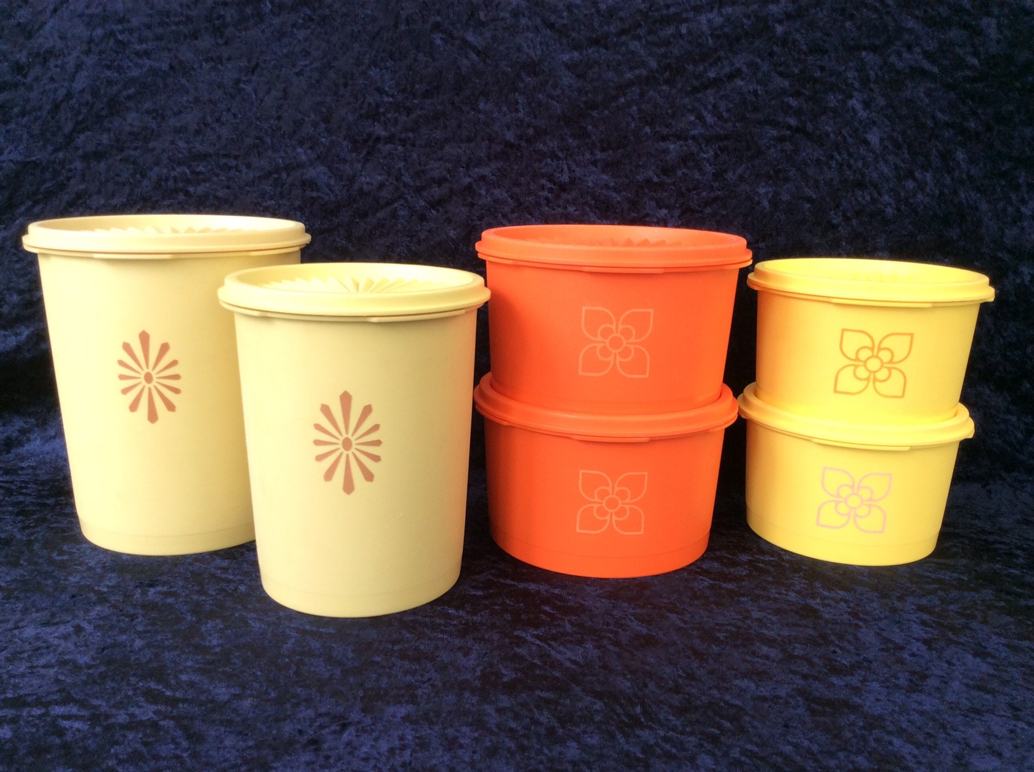 17 Vintage Tupperware Canisters and Lids Tupperware Measuring Cups Orange  Tupperware Bowl Yellow Tupperware Modular 70s Tupperware Set 