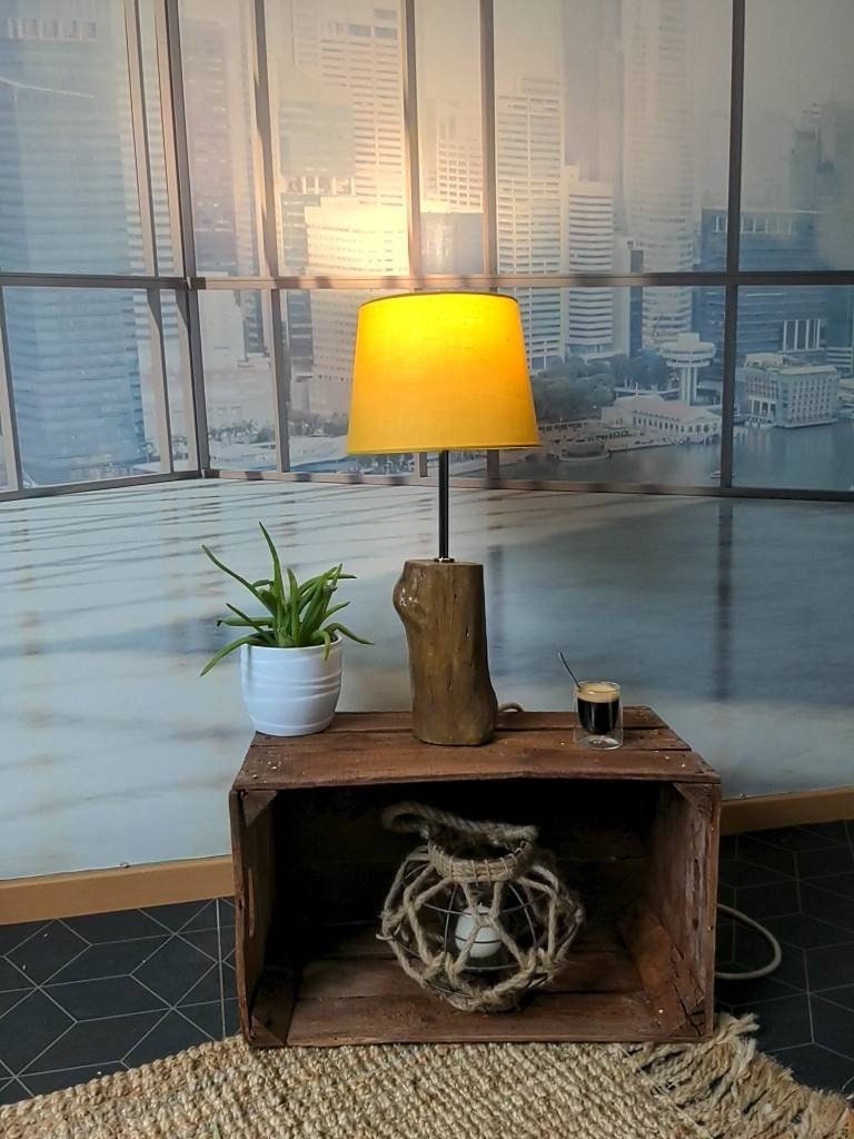 Lampe en Bois Flotté