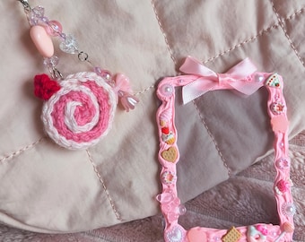 Decoden Toploader and Crochet Keychain Bundle — Cute Decorated Photocard Holder | K-Pop Inspired | Pastel Kawaii Aesthetic | Crochet Cake