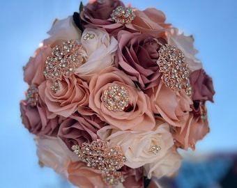 Rose Gold Mauve Quinceañera Bouquet